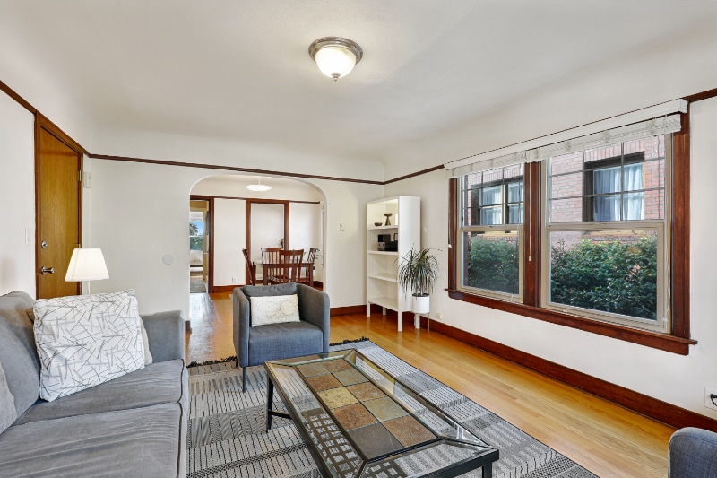 Building Photo - 311 12th Ave E