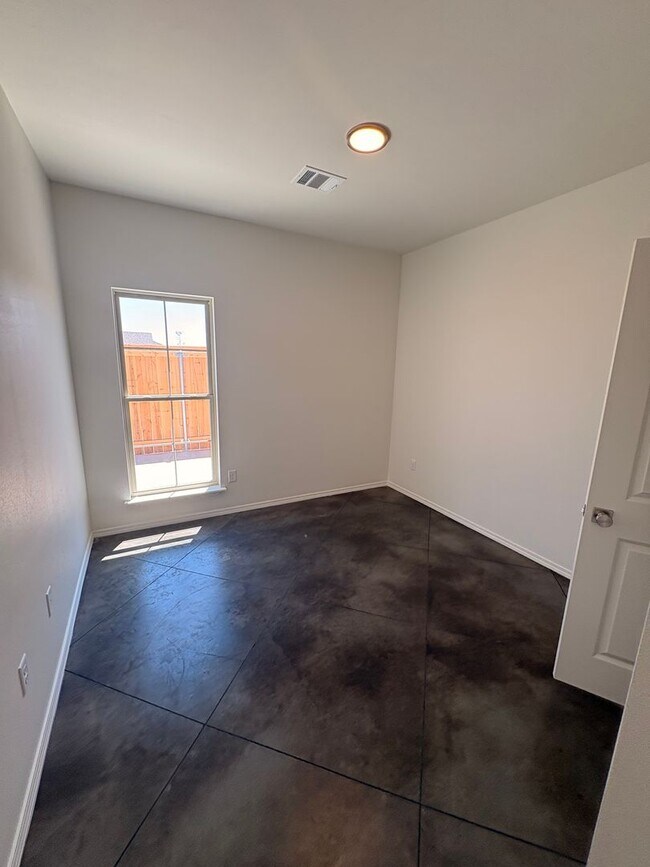 Building Photo - Stunning New 3/2 Townhomes