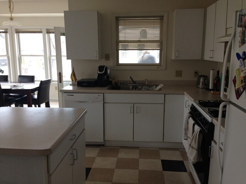 Building Photo - 1706 N Arlington Pl