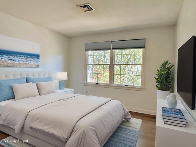 Building Photo - 9 Concorde Way