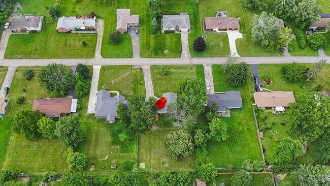 Building Photo - 3695 Montclair Dr