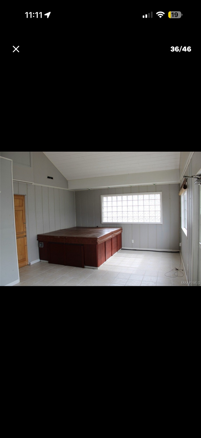 Building Photo - 400 E Emerald Dr