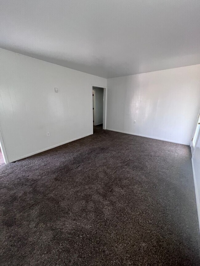 Building Photo - 27860 Waterman Rd