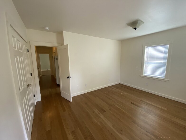 Building Photo - 1426 Alcatraz Ave