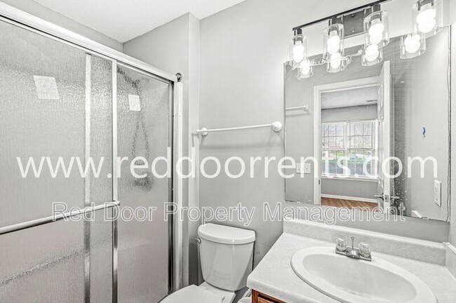 Building Photo - 3003 Briarchase Ct
