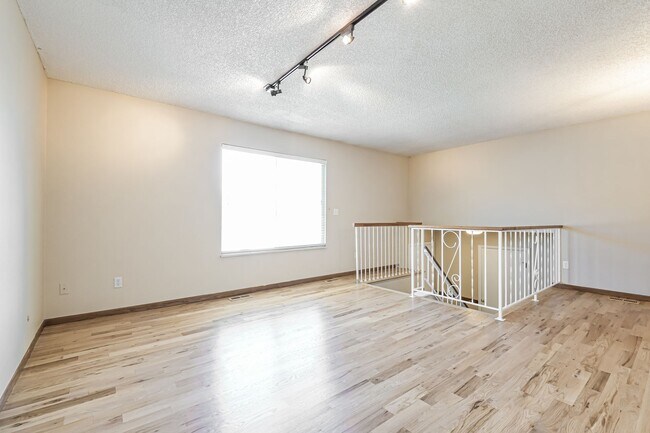 Building Photo - Hidden 3 bed/ 2 bath Gem in Morrison