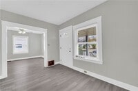 Building Photo - 14117 Sylvia Ave