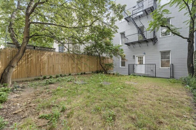 Building Photo - 2505 Central Ave