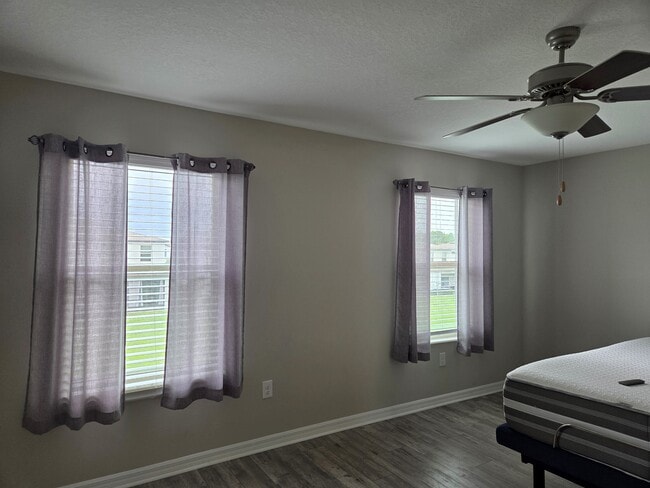 Building Photo - 9705 Pembrooke Pines Dr