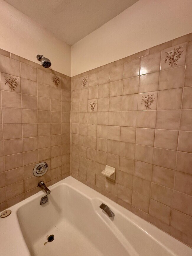 Building Photo - 3031 S Flamingo Way