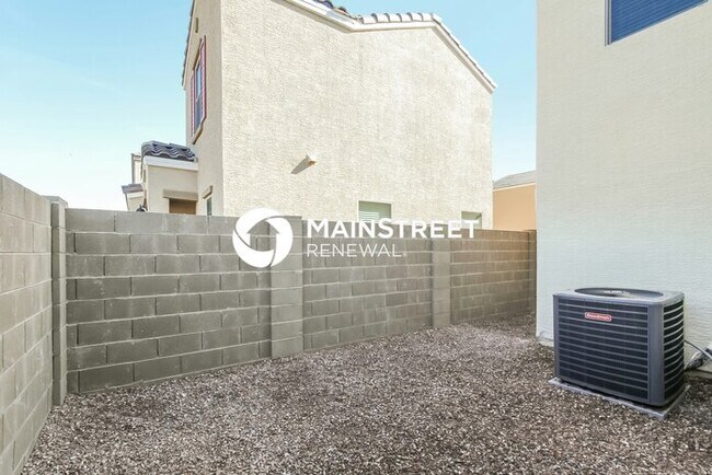 Building Photo - 4 Bedroom Pet-Friendly Home in Phoenix, AZ...
