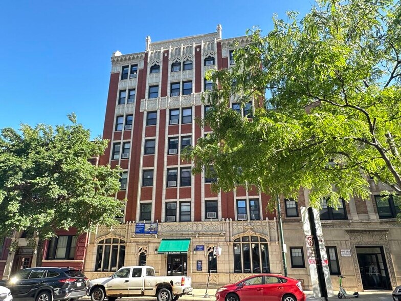 Primary Photo - 508 W Belmont Ave