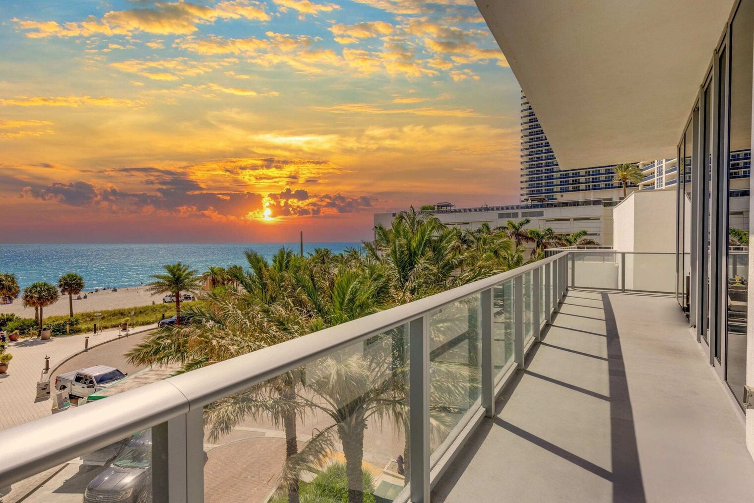 Building Photo - 4111 S Ocean Dr