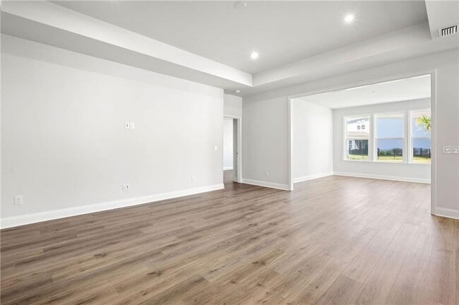 Building Photo - Waterways