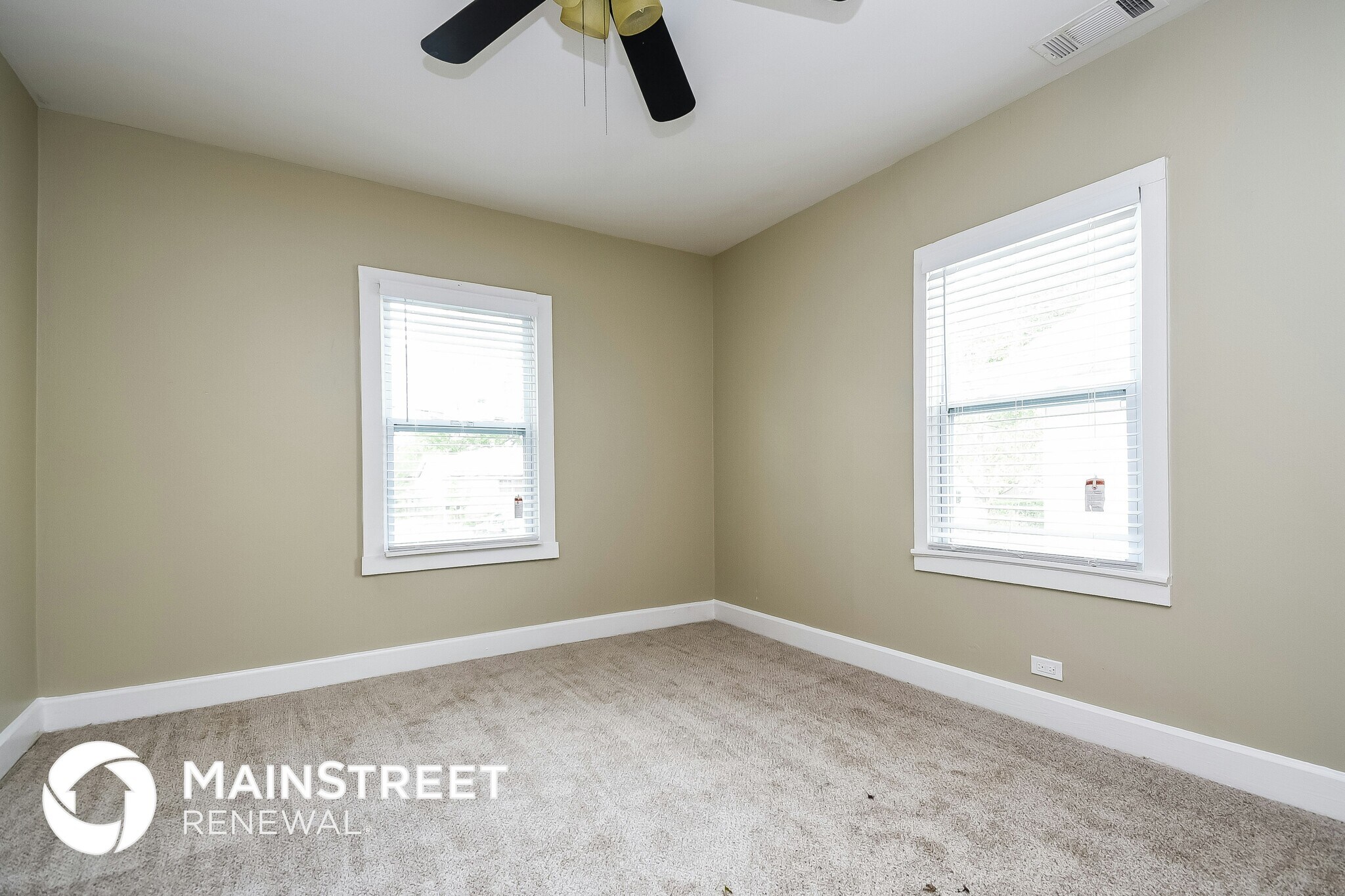 Building Photo - 8404 Thomas Ave