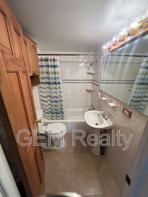 Building Photo - 1244 Mountain View Rd