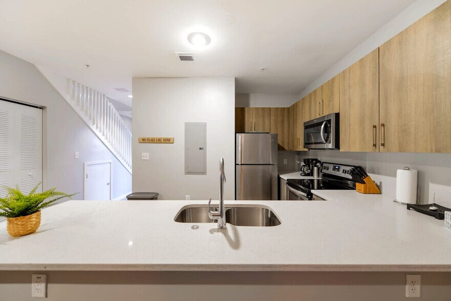 Building Photo - 171 NW 158th St