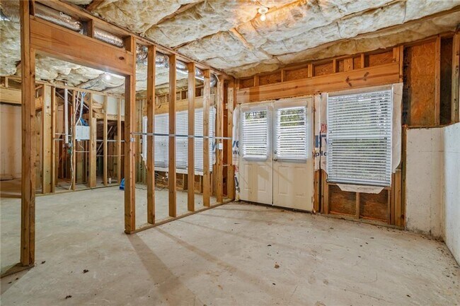 Building Photo - 3910 Dalwood Dr