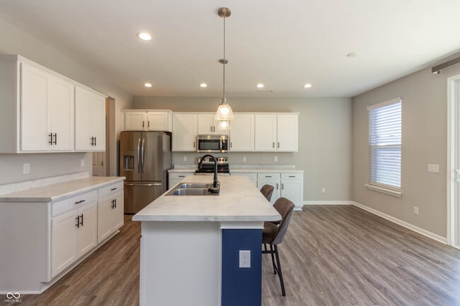 Building Photo - 1119 Cobra Dr