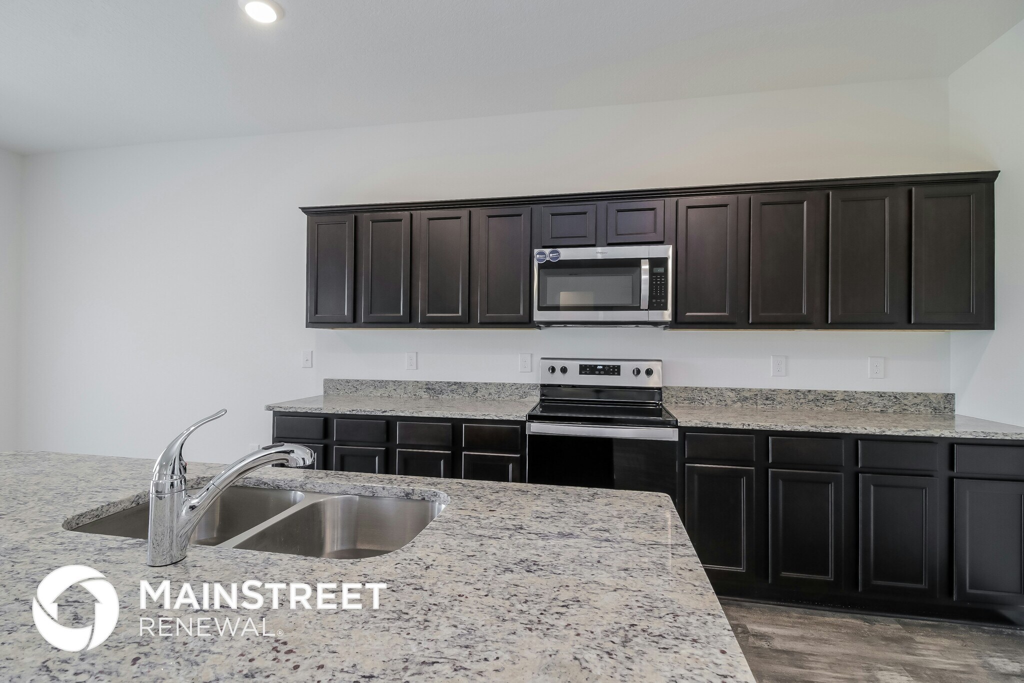 Building Photo - 101 Hidden Lk Lp