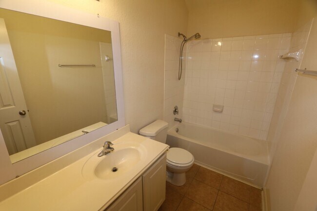 Building Photo - 7555 Autumn Sun Dr