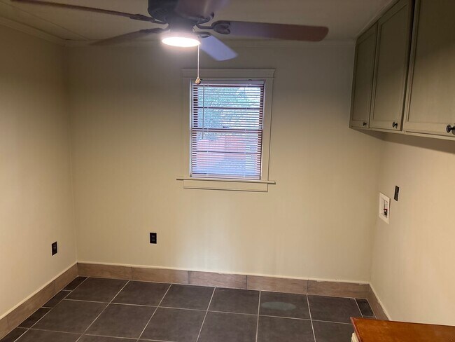 Building Photo - Seeing is believing!