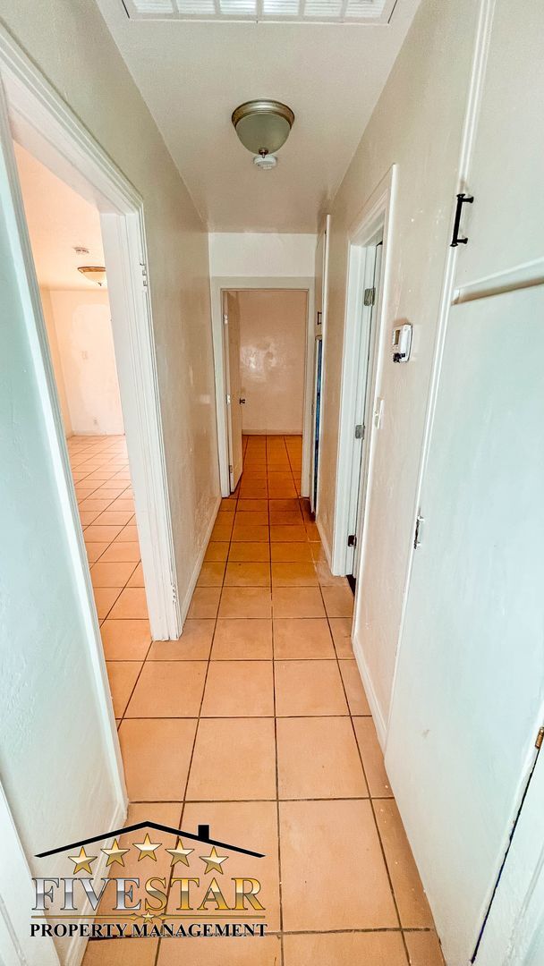 Building Photo - 3307 Culver St