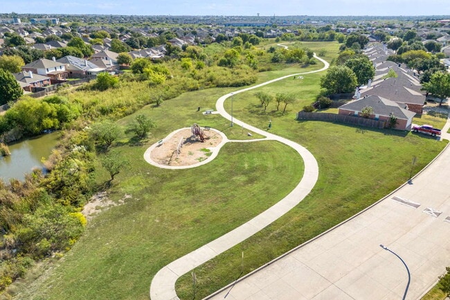 Building Photo - Renovated 4BR, Open Concept, Greenbelt Lot, Keller ISD