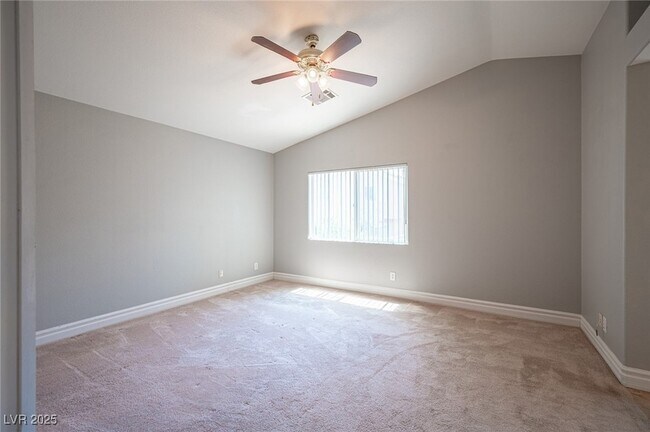 Building Photo - 211 Wicked Wedge Way