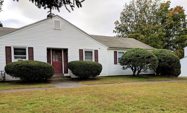 27 Hobart Ln - 27 Hobart Ln Amherst MA 01002 | Apartment Finder