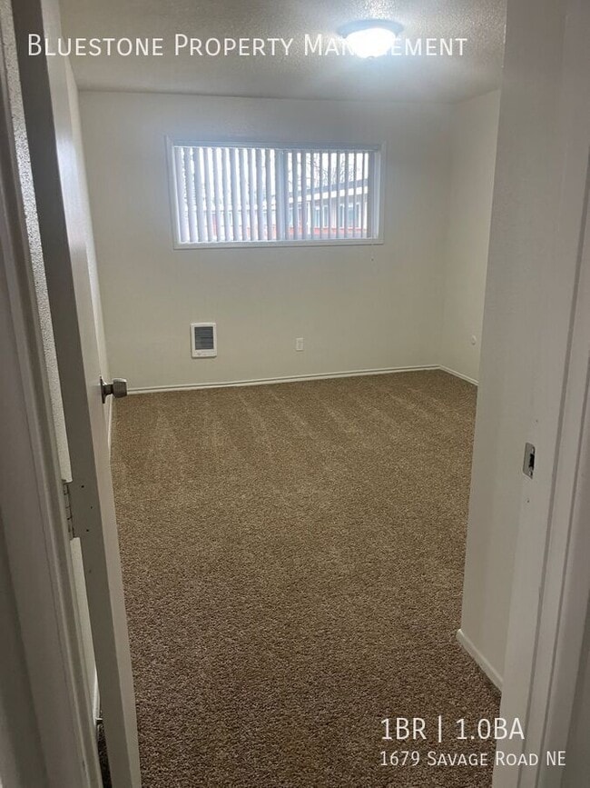 Building Photo - 1679 Savage Rd NE