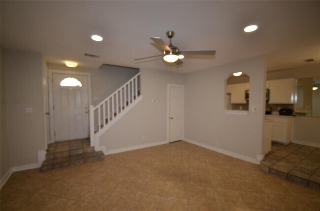 Building Photo - 7801 Parliament Pl