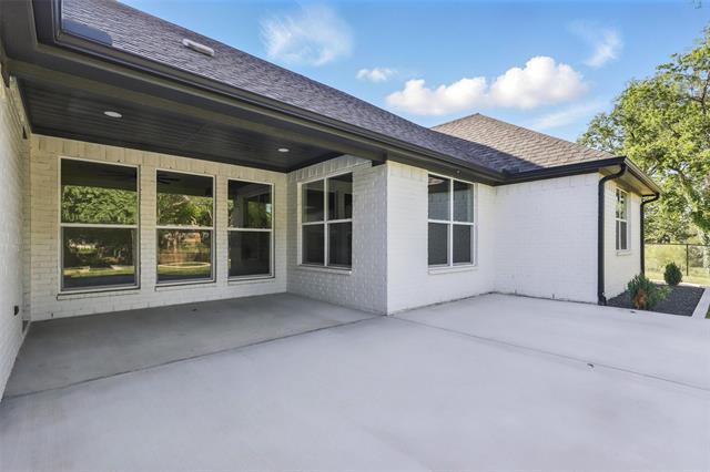 Building Photo - 1000 Hennesay Pk