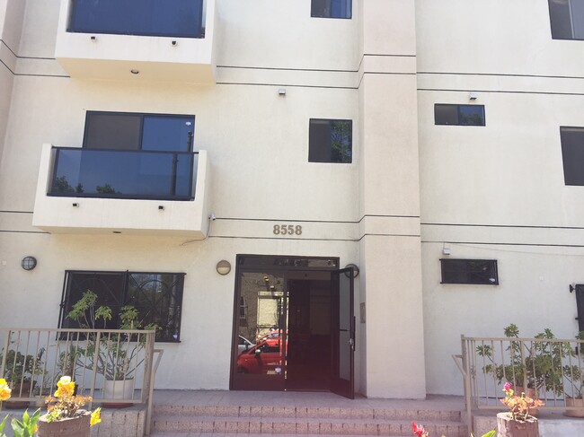 Primary Photo - 8558 Chalmers Dr