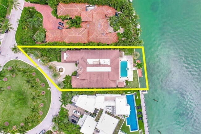 Building Photo - 166 Bal Bay Dr