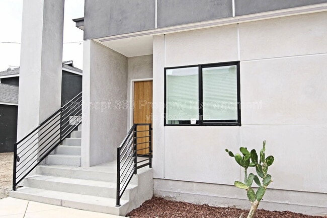 Building Photo - 2293 Termino Ave