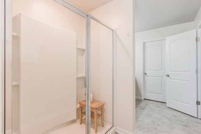 Building Photo - 342 Manor Row