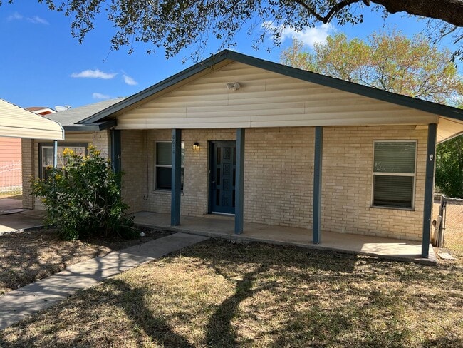 Building Photo - Harlandale SW