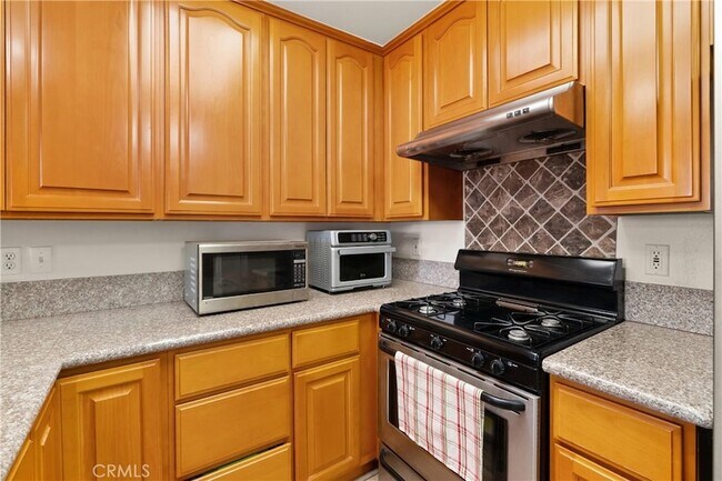 Building Photo - 17888 Alburtis Ave