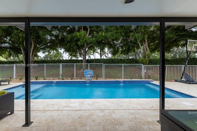 Building Photo - 1012 Tupelo Way