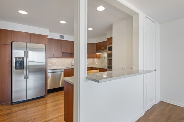 Building Photo - 180 E Pearson St