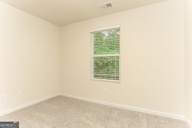 Building Photo - 215 Hamilton Pointe Dr