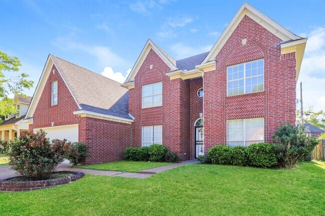 Building Photo - 3815 Richbrook Dr