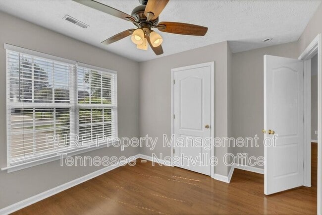 Building Photo - 2746 Oxford Hall Ave
