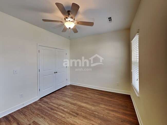 Building Photo - 600 Drema Ct