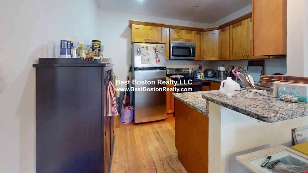 Building Photo - 50 Craigie St