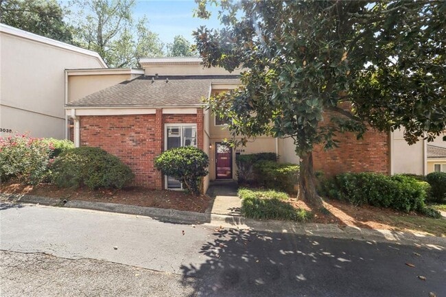 Building Photo - 3036 Vinings Ferry Dr SE