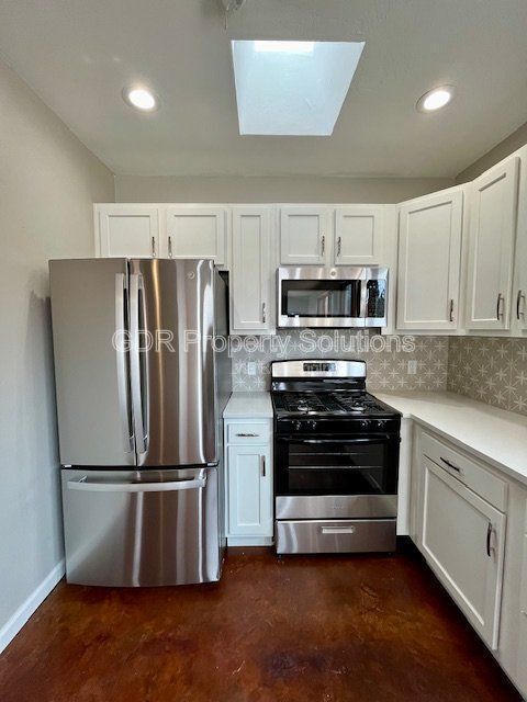 Building Photo - 2530 Veranda Rd NW