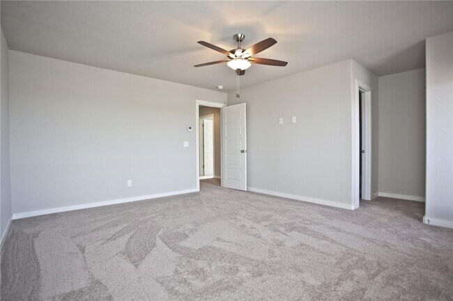 Building Photo - 3811 SW Peachwood Dr