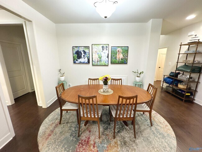 Building Photo - 2709 Thornton Cir SW
